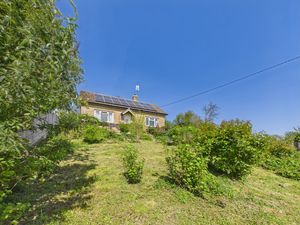 Front Garden and Elevation- click for photo gallery